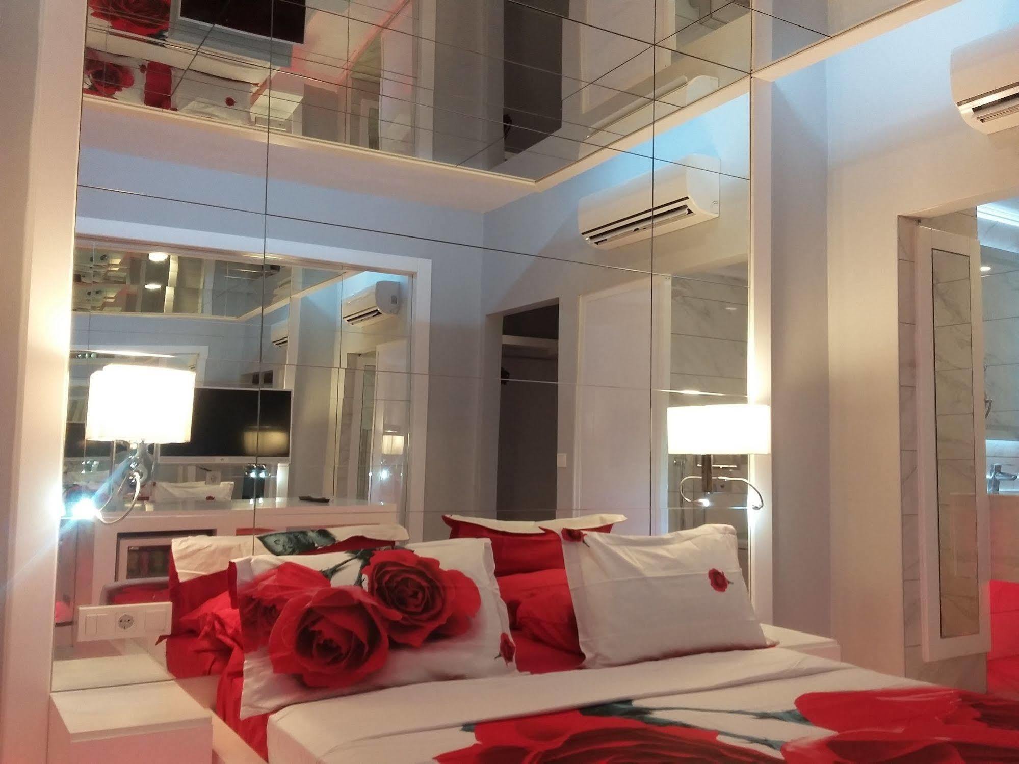 Cekmen Hotel เกเมร์ ภายนอก รูปภาพ